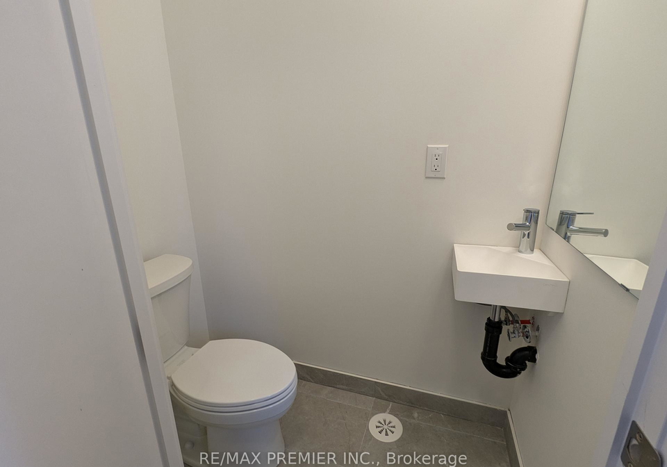 9-steckley-house-lane-richmond-hill-ontario-n13796110