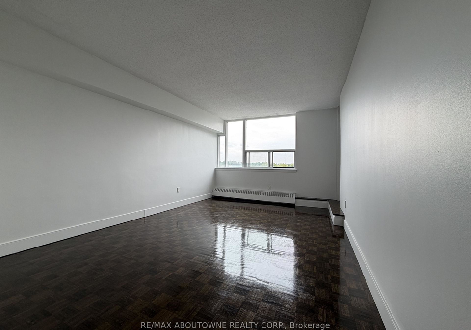 145-wellington-street-w-aurora-ontario-n13796394
