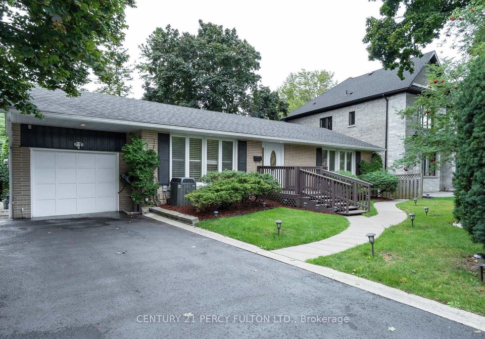 380-tareyton-road-richmond-hill-ontario-n13796520