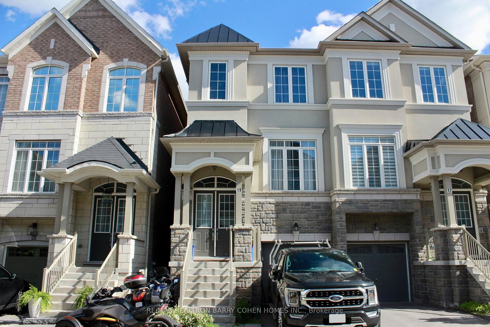 19-latchford-lane-richmond-hill-ontario-n13796908