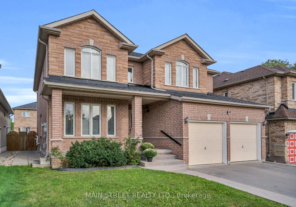 9-emily-court-richmond-hill-ontario-n13797268