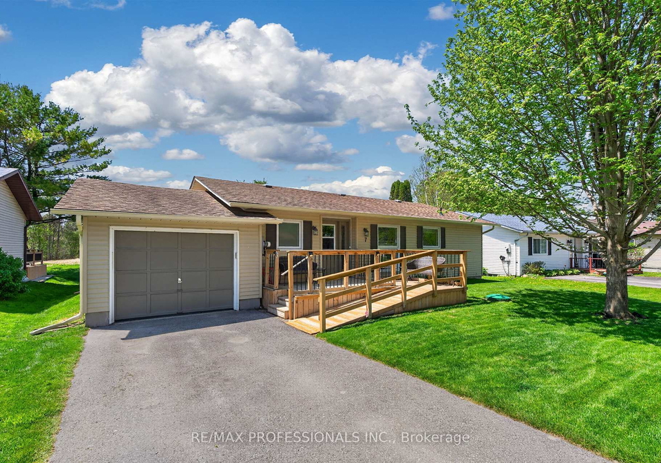 7-tamarack-court-new-tecumseth-ontario-n13797522