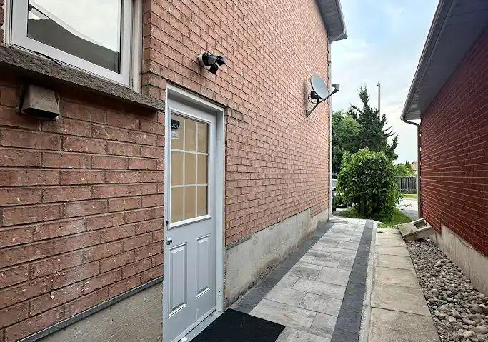 2-dumaurier-crescent-richmond-hill-ontario-n13797602