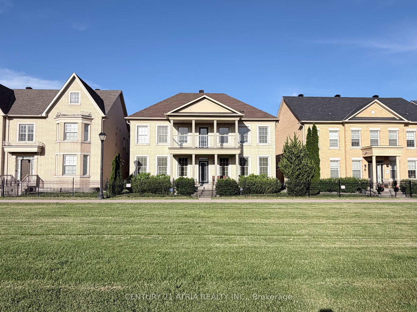 6-crescent-park-lane-markham-ontario-n13797794