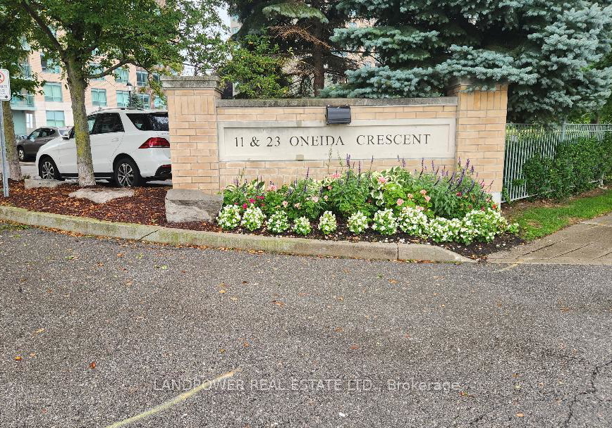 23-oneida-crescent-richmond-hill-ontario-n13798038