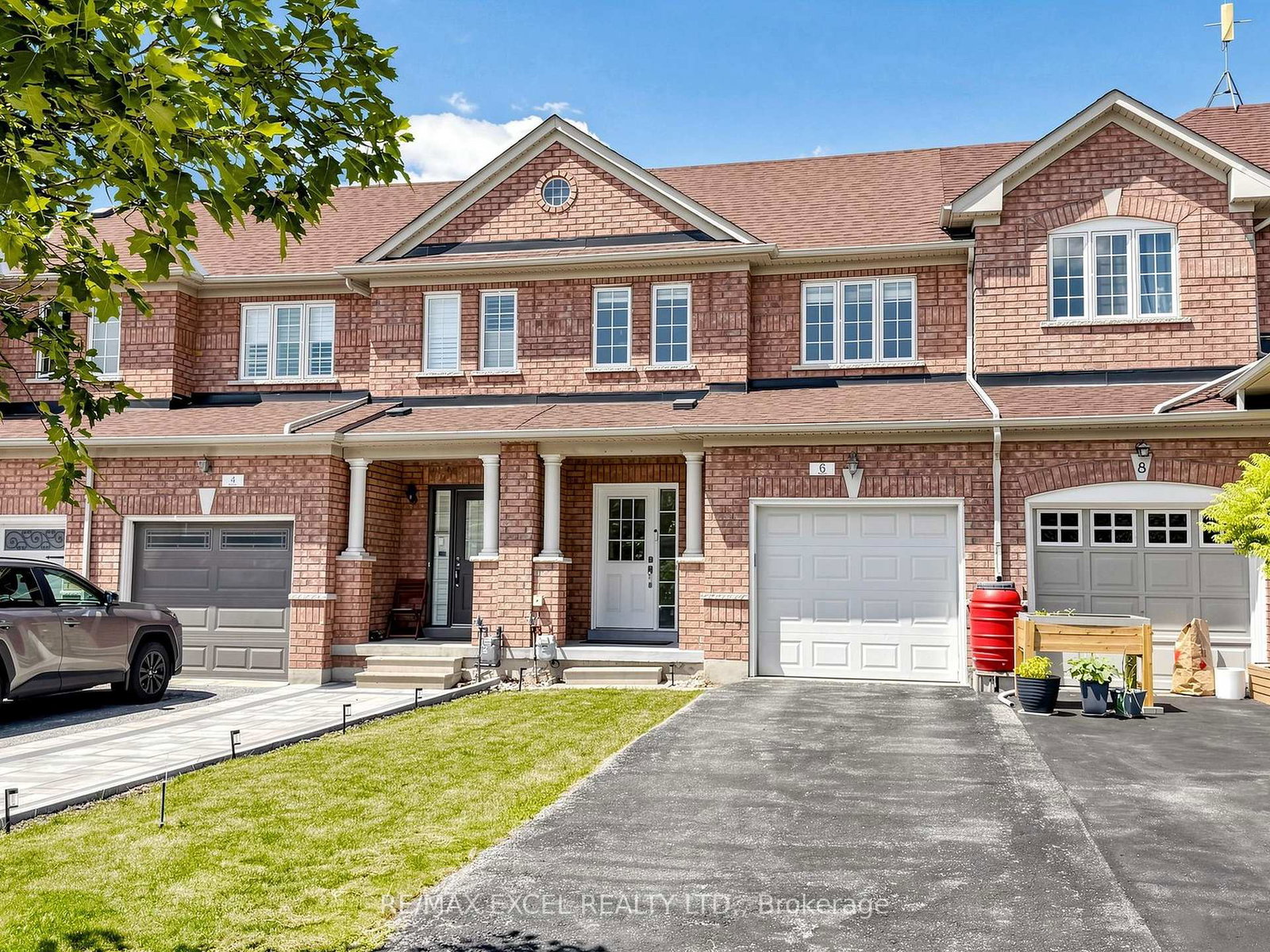 6-barr-crescent-aurora-ontario-n13798372