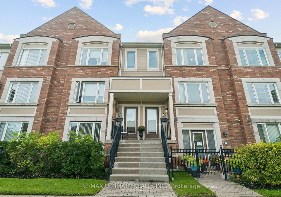 26-walter-dove-court-aurora-ontario-n13798470