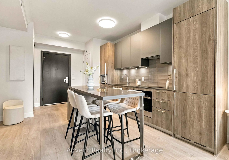 38-water-walk-drive-markham-ontario-n13798826