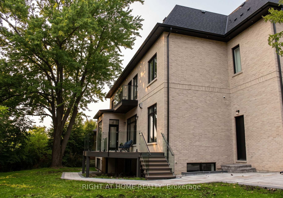 15-orlon-crescent-richmond-hill-ontario-n13799338
