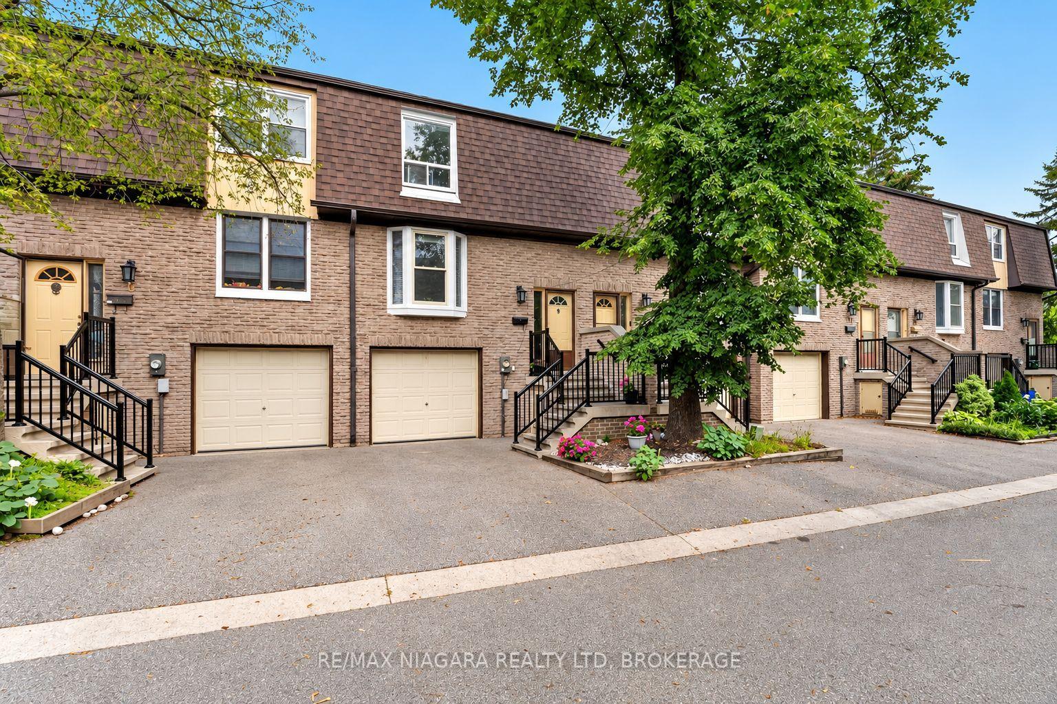 20castle-rock-drive-richmond-hill-ontario-n13800106