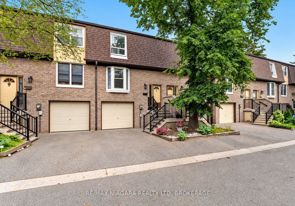 20castle-rock-drive-richmond-hill-ontario-n13800106