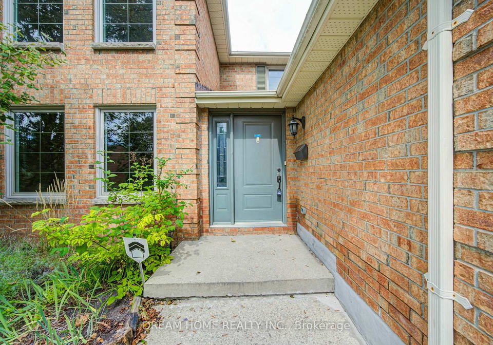 30-garnish-green-markham-ontario-n13800602