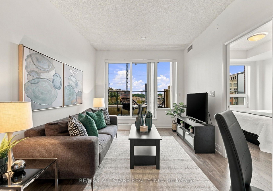 28-uptown-drive-markham-ontario-n13801208