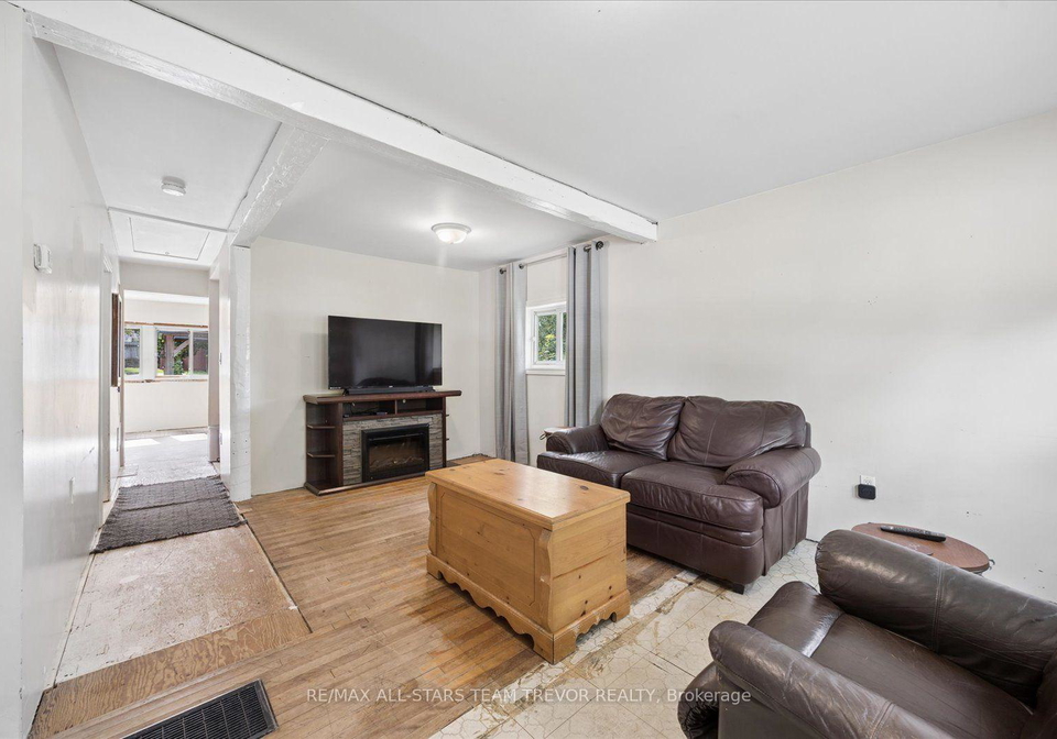 215-elm-avenue-georgina-ontario-n13801250