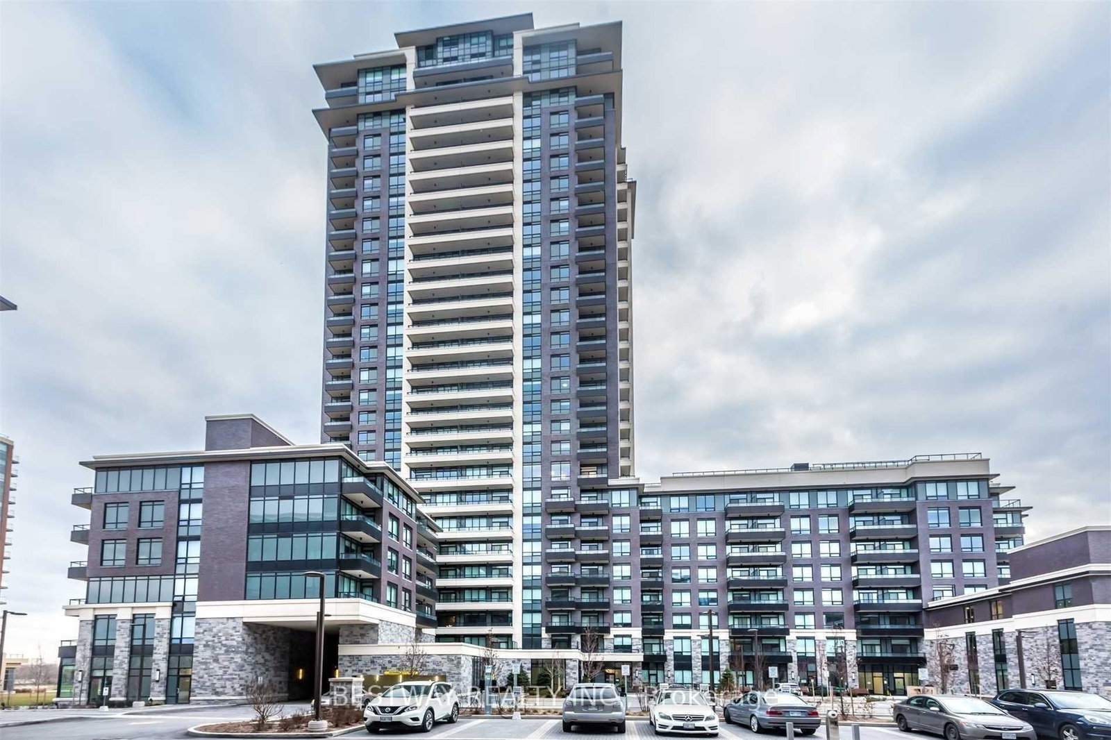 15-water-walk-drive-markham-ontario-n13802288