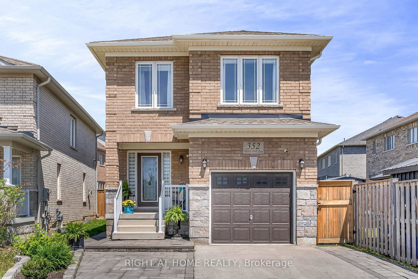 352-miller-park-avenue-bradford-west-gwillimbury-ontario-n13802468