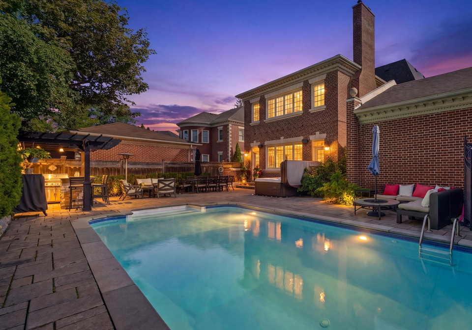 6-oatlands-drive-richmond-hill-ontario-n13802556