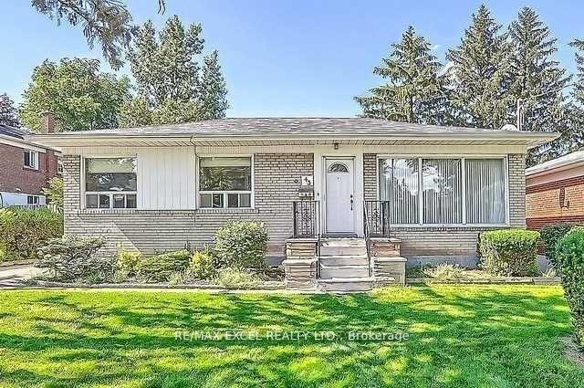 43-boothbay-crescent-newmarket-ontario-n13802880