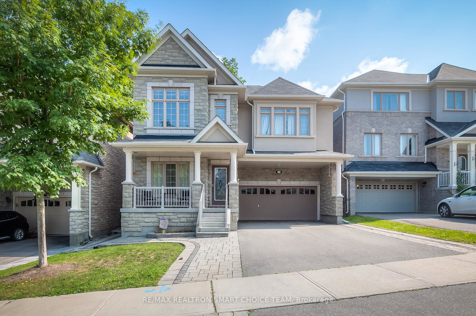 243-gord-clelland-gate-newmarket-ontario-n13803060