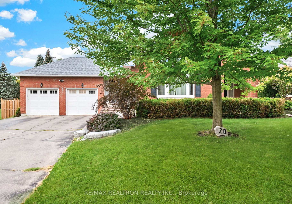 20-arthur-hall-drive-east-gwillimbury-ontario-n13803148