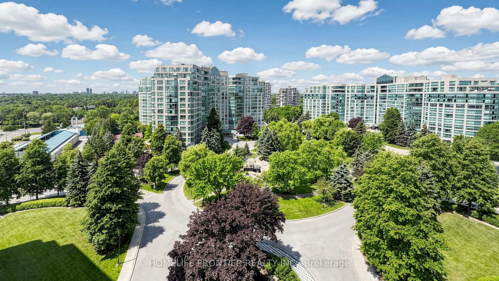 7825-bayview-avenue-markham-ontario-n13804892