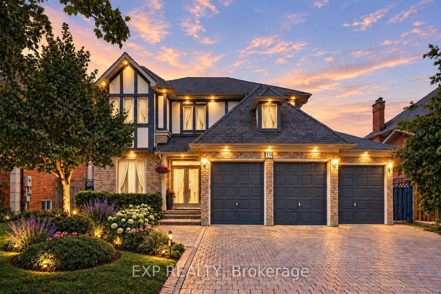 19-springbrook-drive-richmond-hill-ontario-n13805062