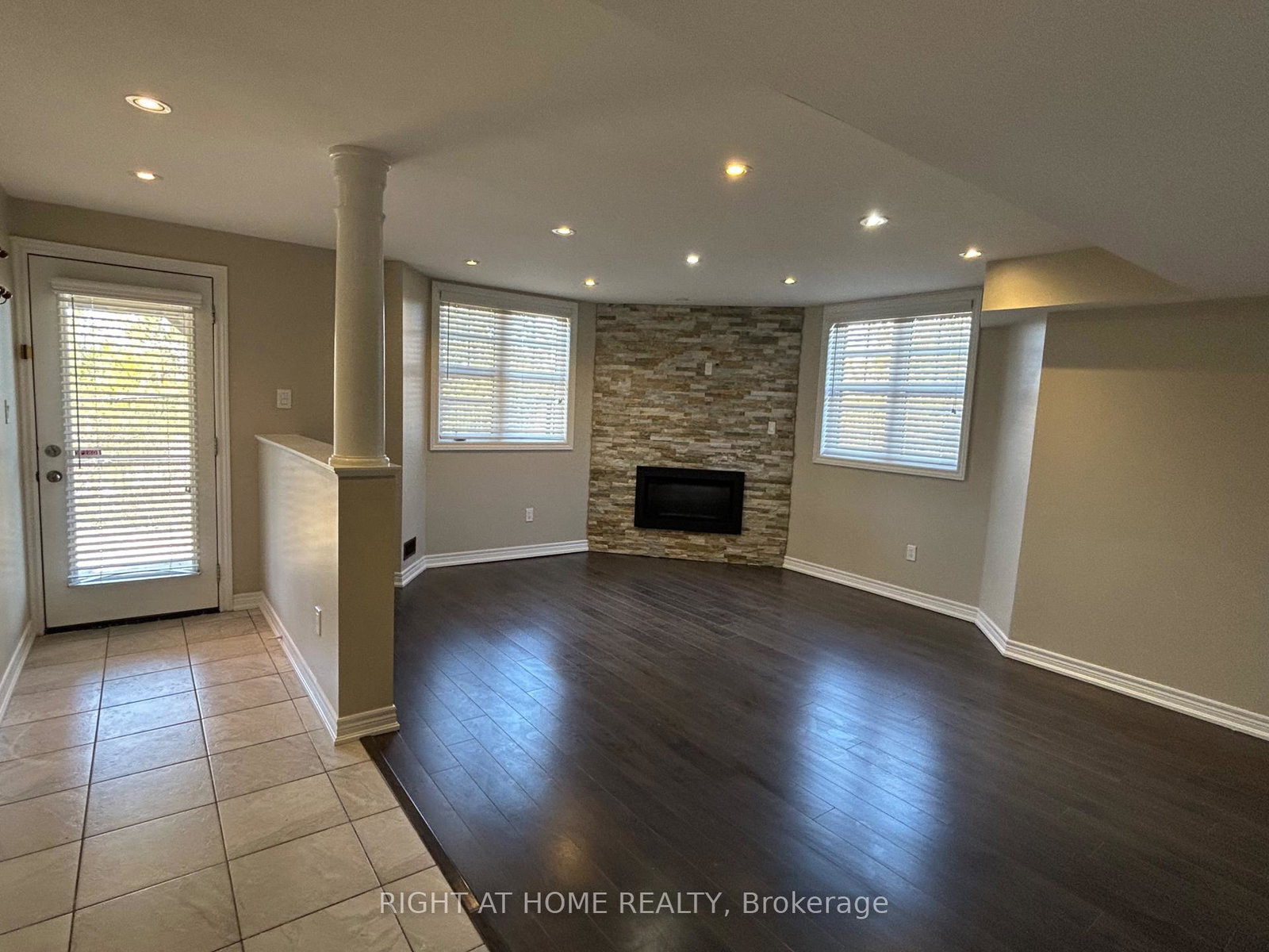 39-john-davis-gate-john-davis-gate-w-whitchurch-stouffville-ontario-n13805130