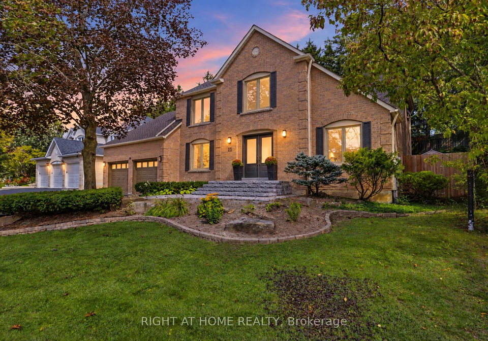 11-harrowsmith-place-richmond-hill-ontario-n13805278