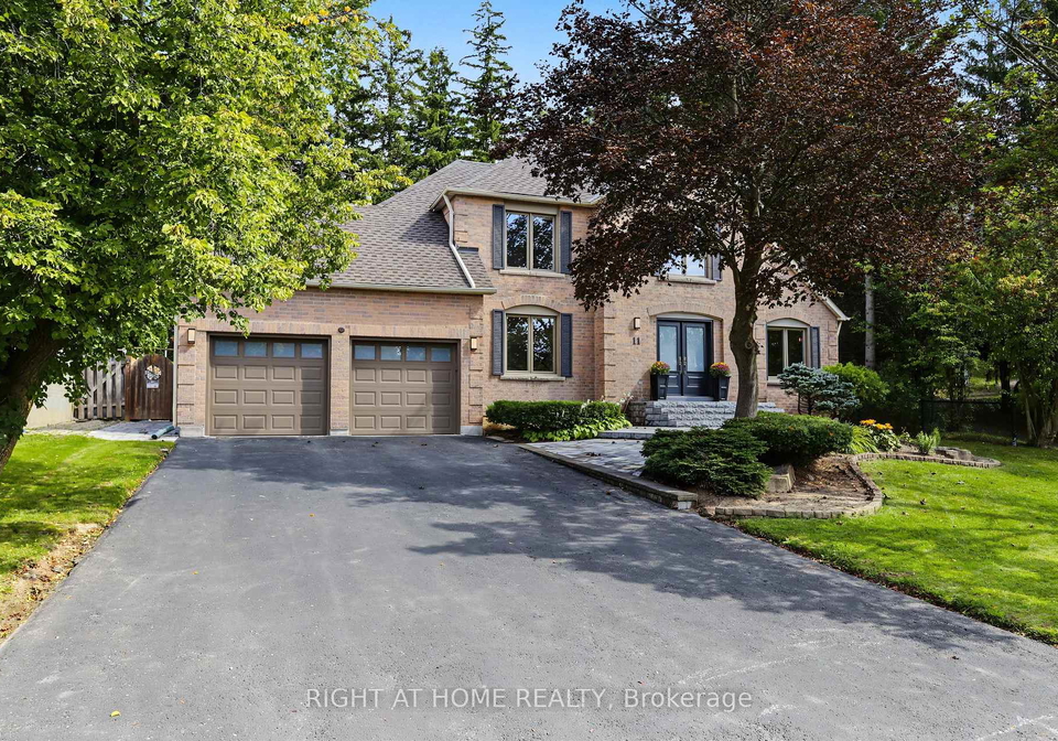 11-harrowsmith-place-richmond-hill-ontario-n13805278