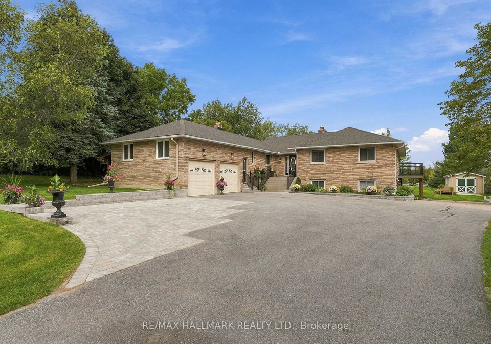 166-hillcrest-drive-east-gwillimbury-ontario-n13805592