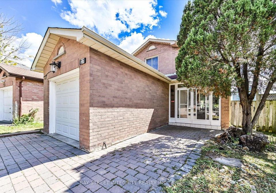 27-samantha-circle-richmond-hill-ontario-n13805940