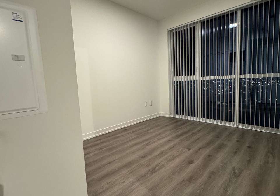 2250-commerce-street-vaughan-ontario-n13806448