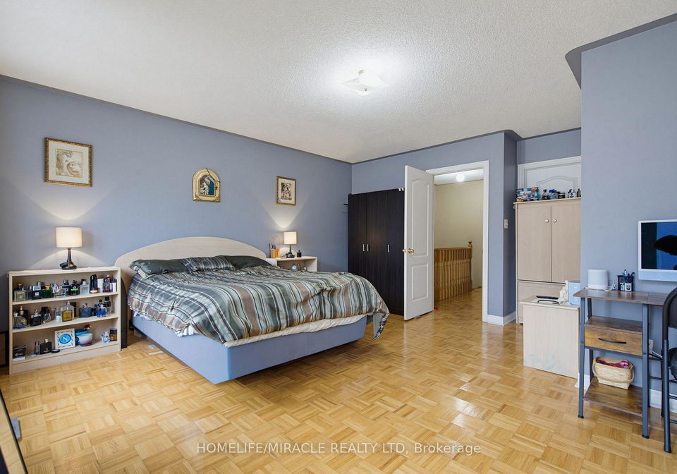 169-tom-taylor-crescent-newmarket-ontario-n13806492