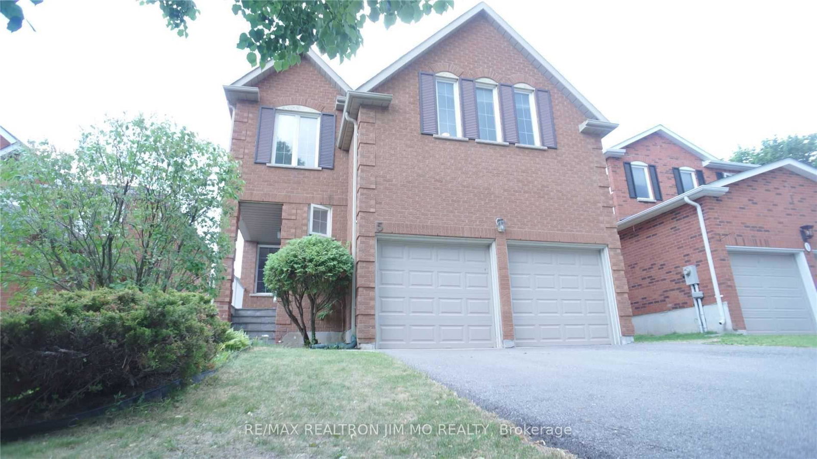 5-buttonwood-trail-aurora-ontario-n13806764