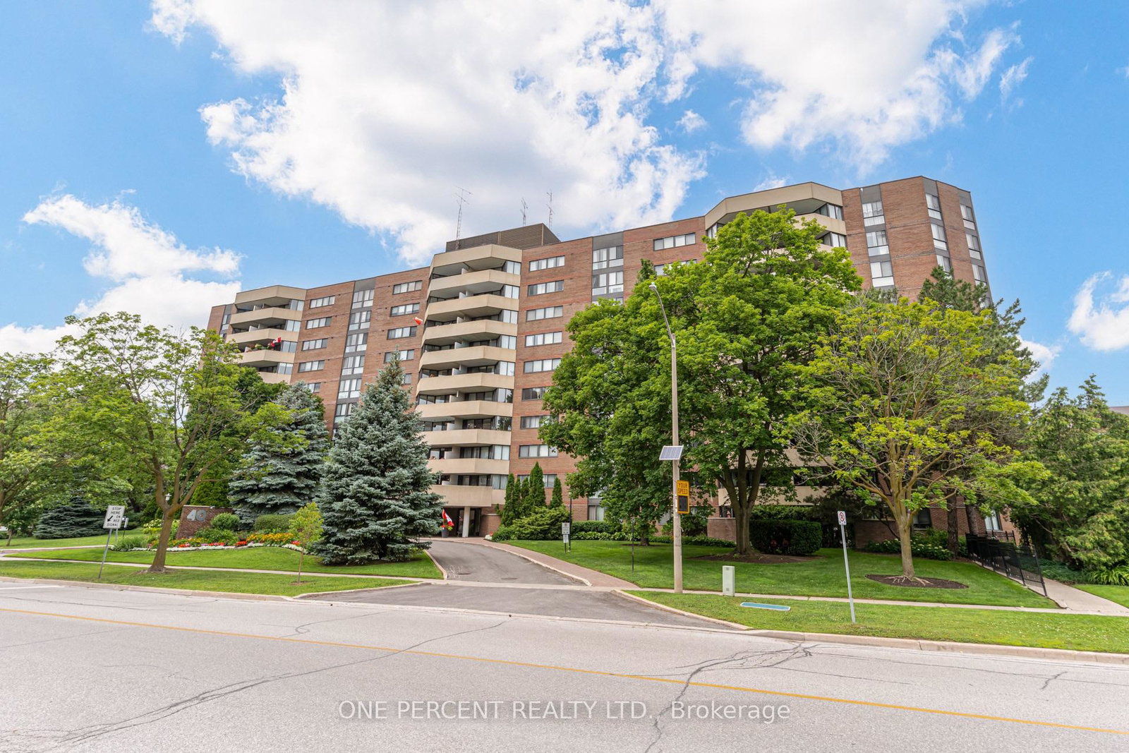 40-baif-boulevard-richmond-hill-ontario-n13807612