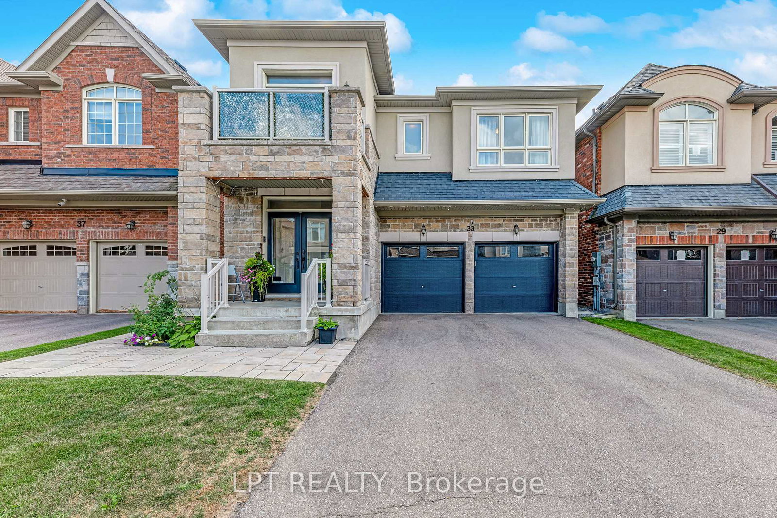 33-mondial-crescent-east-gwillimbury-ontario-n13807712