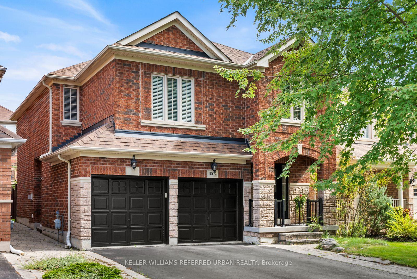 1002-oaktree-crescent-newmarket-ontario-n13808180