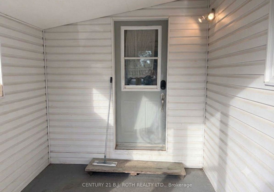 10-shamrock-crescent-essa-ontario-n13809008