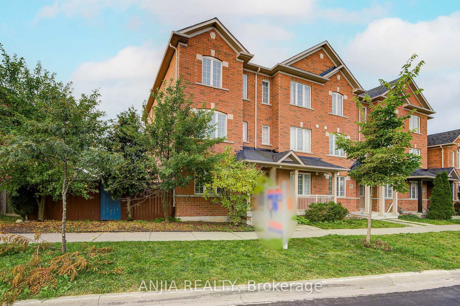 375-whites-hill-avenue-markham-ontario-n13809016