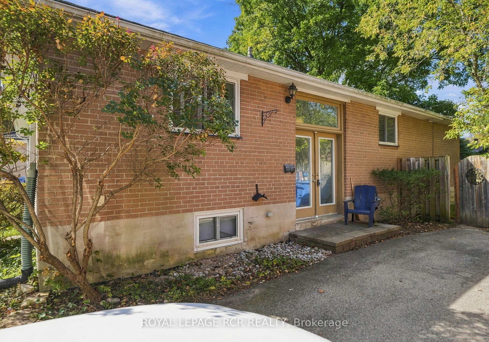 70-tecumseh-drive-aurora-ontario-n13809044
