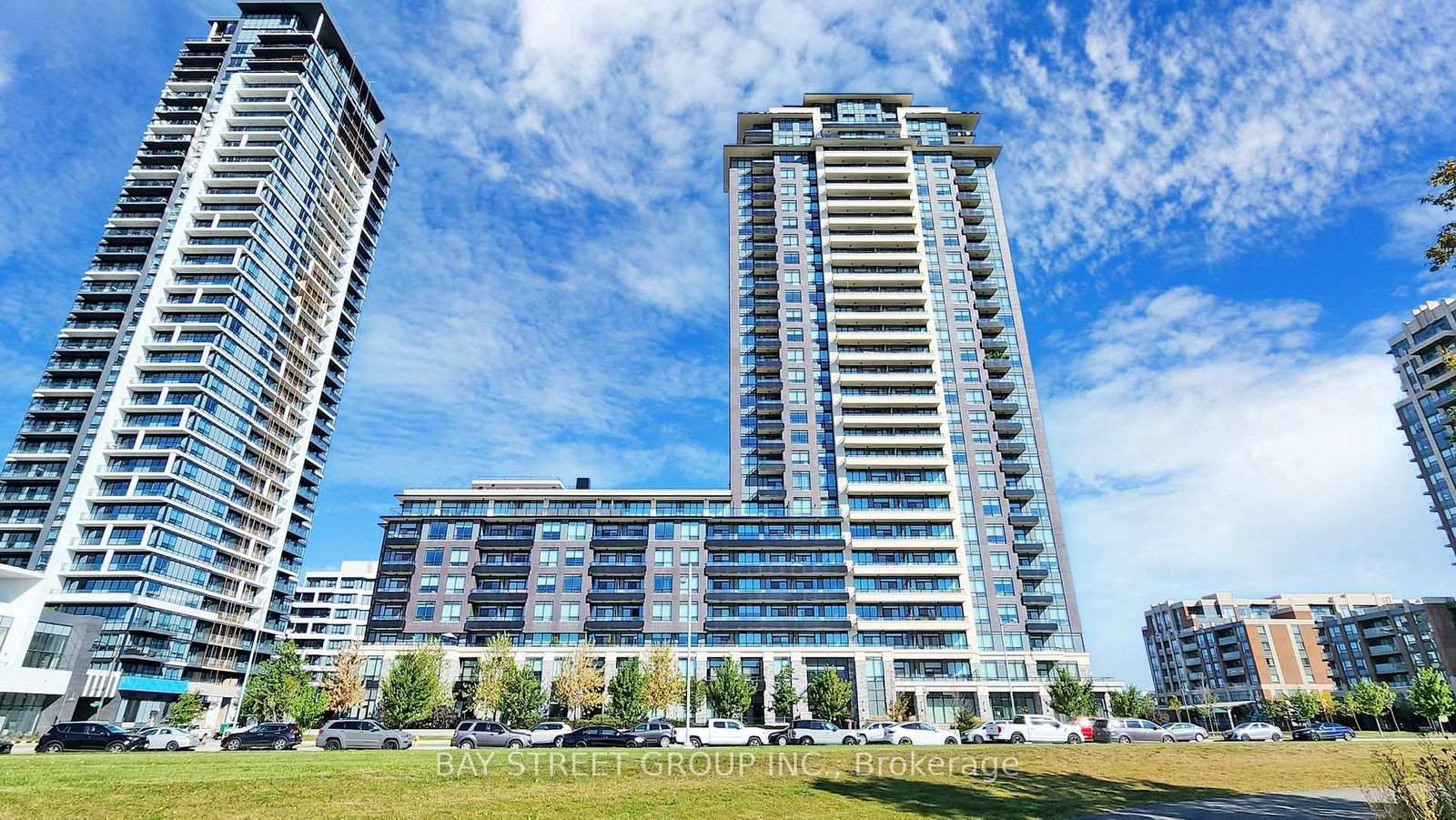 15-water-walk-drive-markham-ontario-n13809382