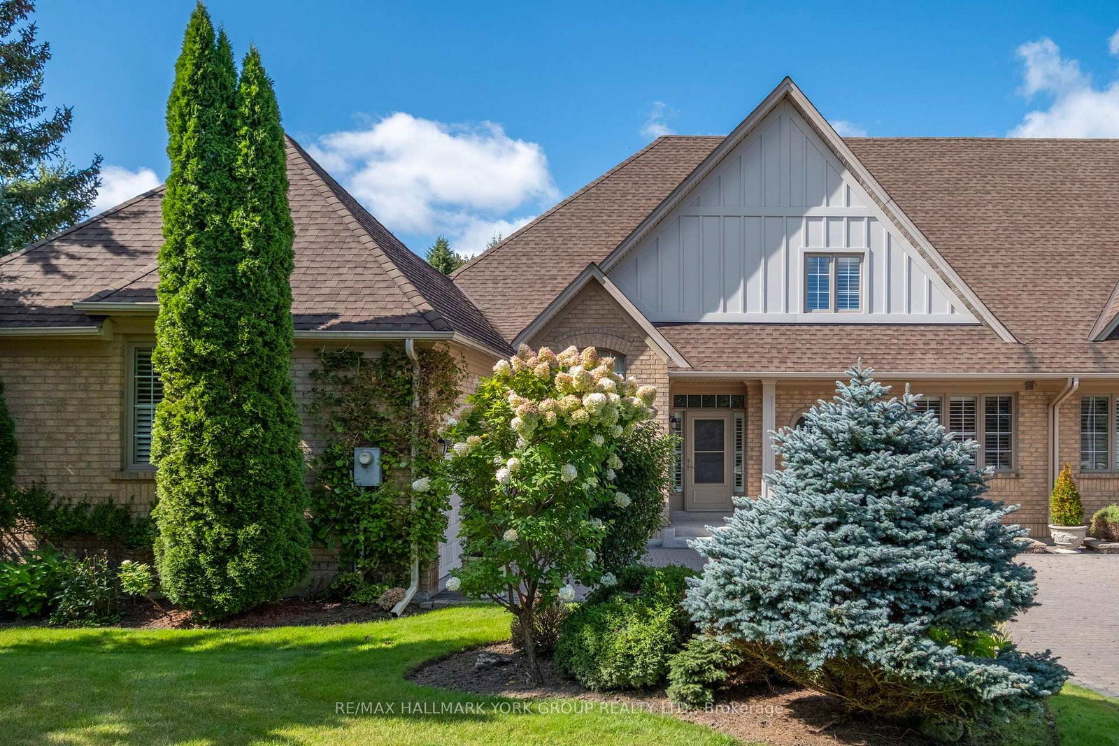 422-falconwood-hollow-aurora-ontario-n13809648