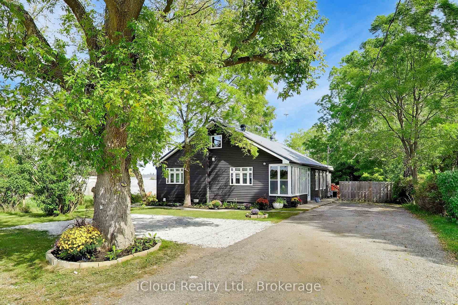 16175-jane-street-king-ontario-n13810274