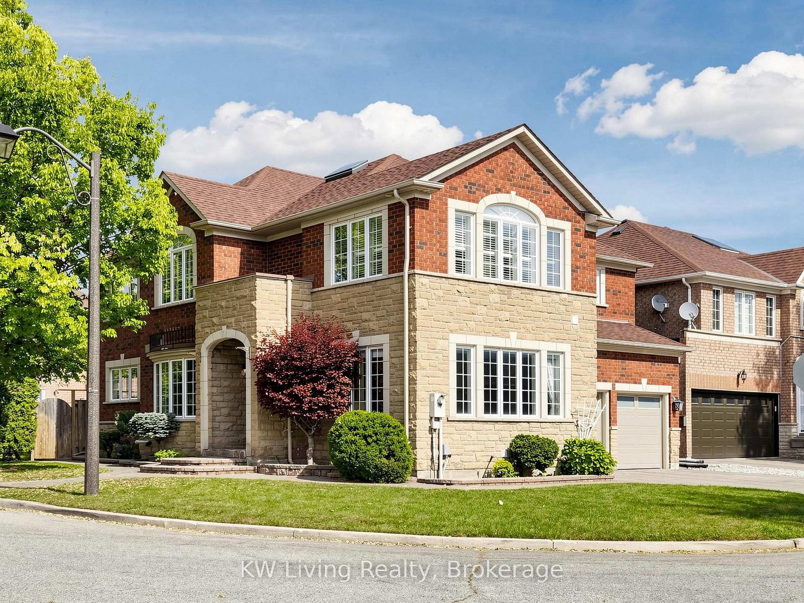 2-littleleaf-crescent-markham-ontario-n13810290