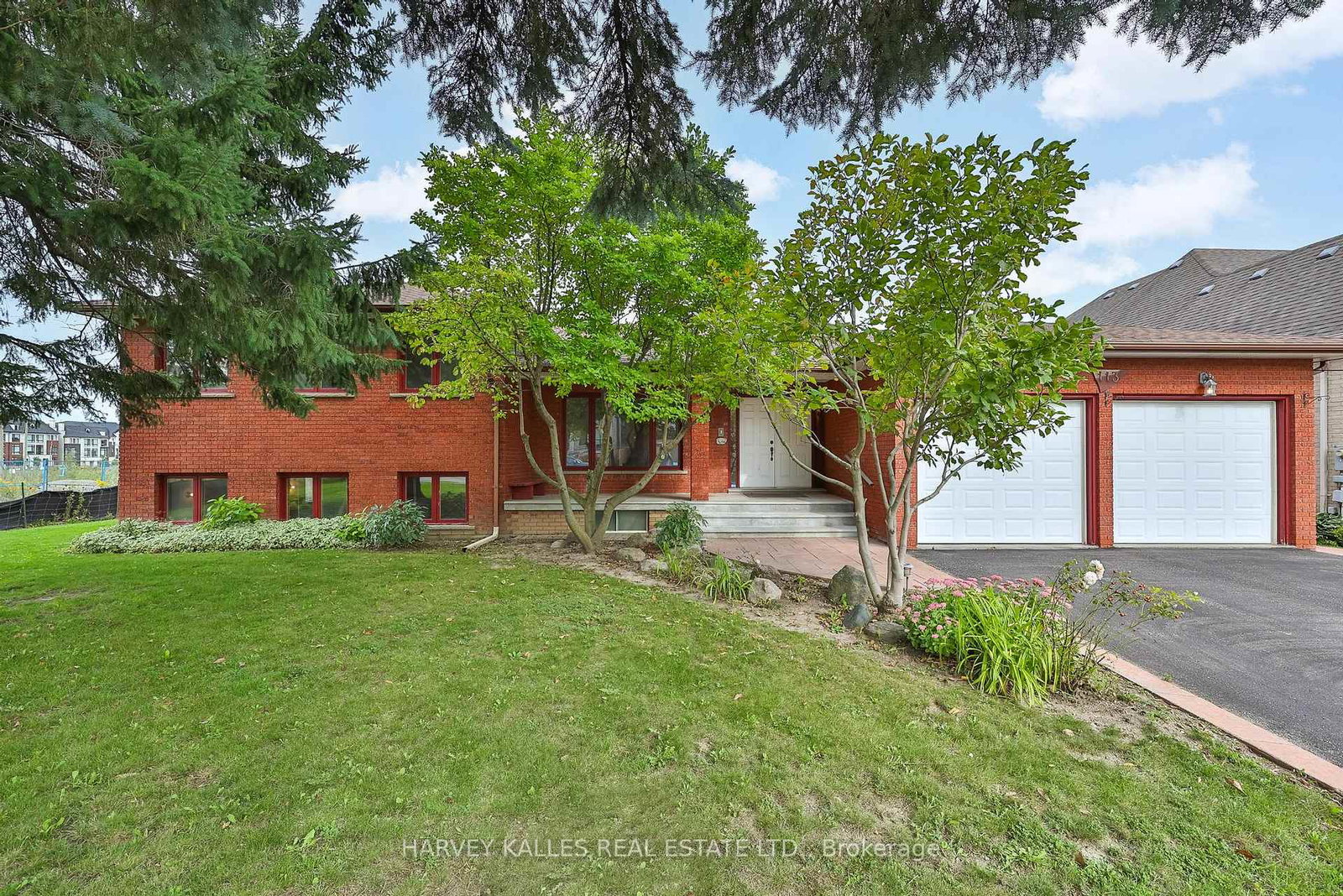 113-bond-crescent-richmond-hill-ontario-n13811340