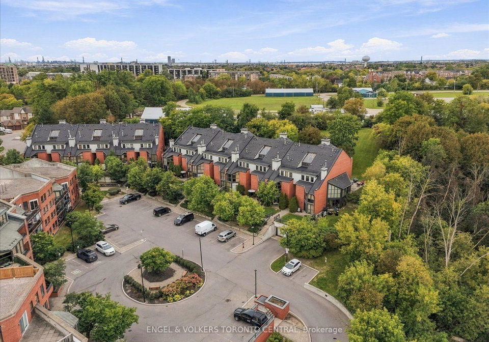 100-arbors-lane-vaughan-ontario-n13811674
