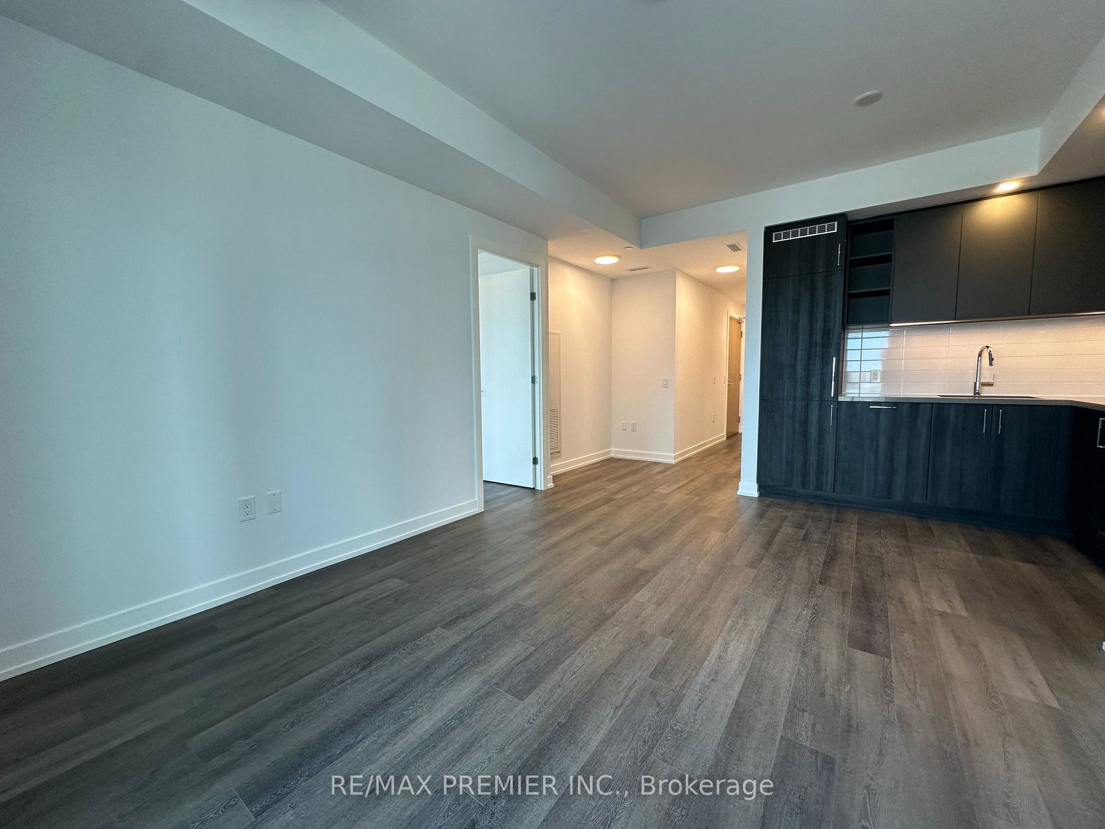 5-meadowdale-road-vaughan-ontario-n13811962