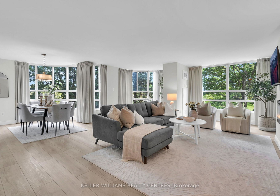 7905-bayview-avenue-markham-ontario-n13812170
