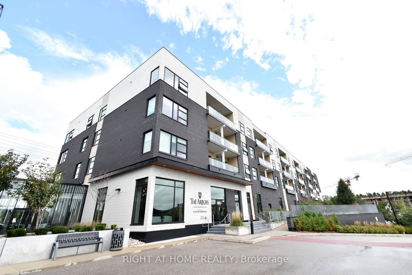 555-william-graham-drive-aurora-ontario-n13812592