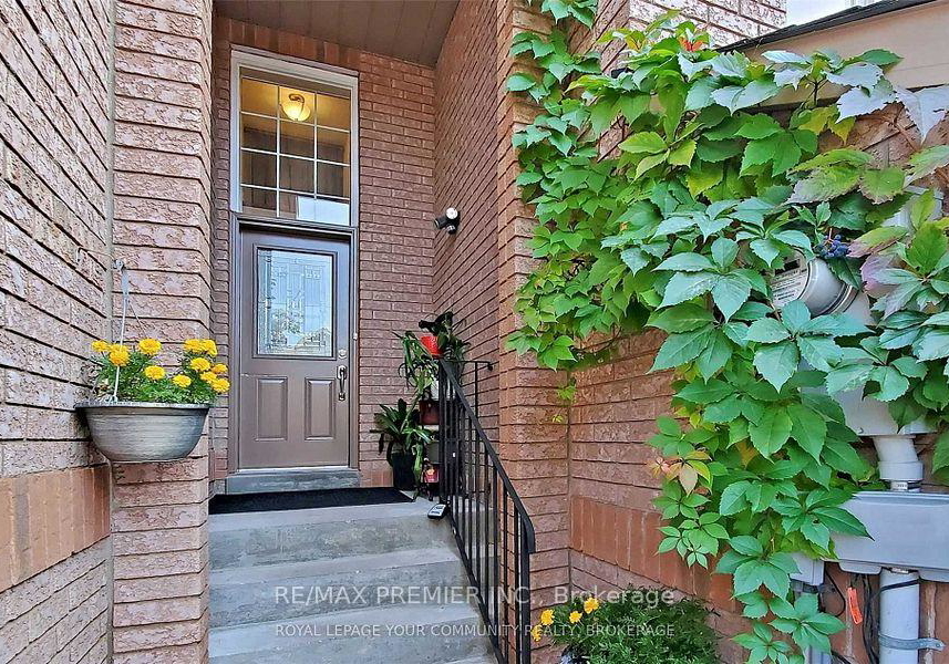 47-tania-crescent-vaughan-ontario-n13812794